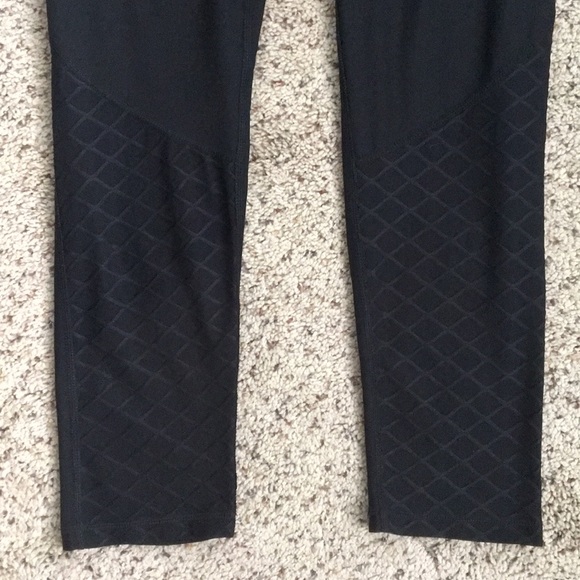Black workout pants - Picture 4 of 5